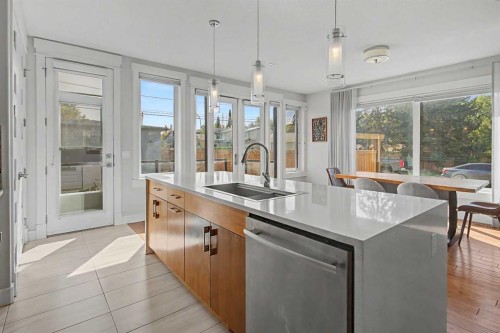 4640 15 Avenue Nw, Calgary, AB 