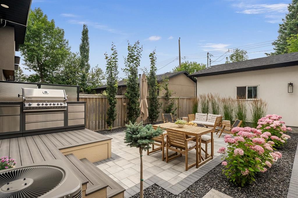 921 41 Street Sw, Calgary, AB