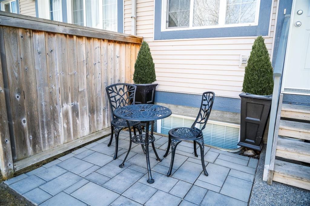 2376 Eversyde Avenue Sw, Calgary, AB