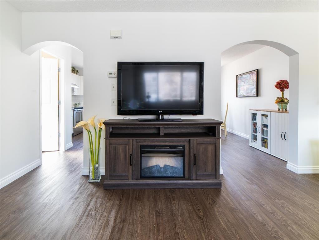 2376 Eversyde Avenue Sw, Calgary, AB