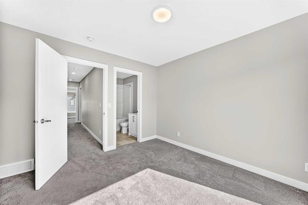 211 Evanscrest Square Nw, Calgary, AB