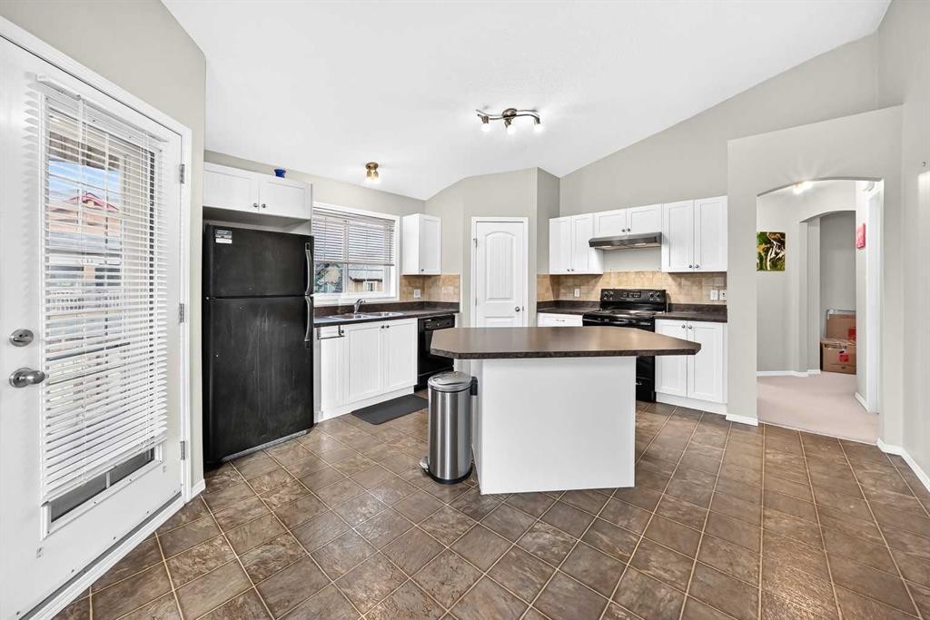 205-20 Panatella Landing Nw, Calgary, AB