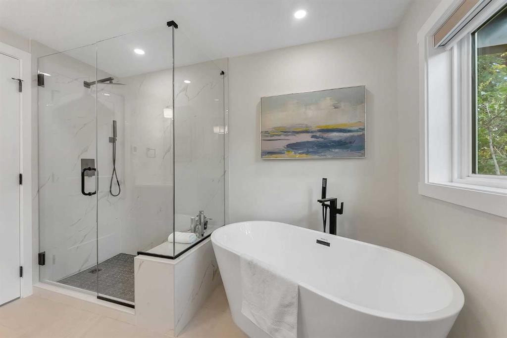 10 Atlanta Crescent Se, Calgary, AB