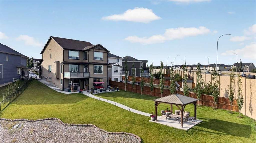 40 Sherwood Manor Nw, Calgary, AB