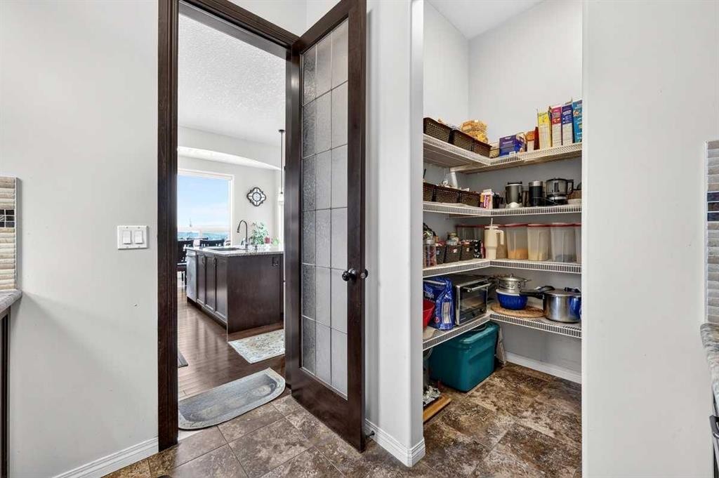 40 Sherwood Manor Nw, Calgary, AB