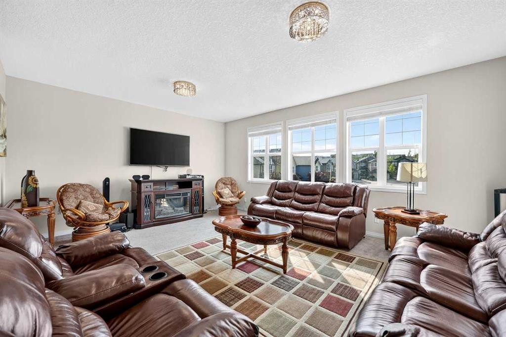 40 Sherwood Manor Nw, Calgary, AB