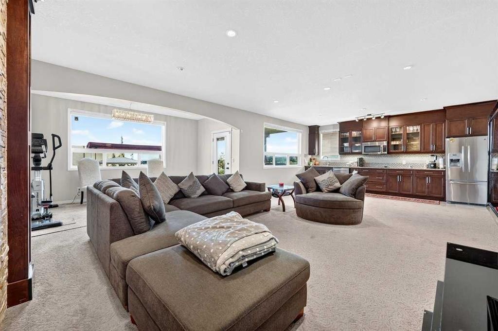 40 Sherwood Manor Nw, Calgary, AB