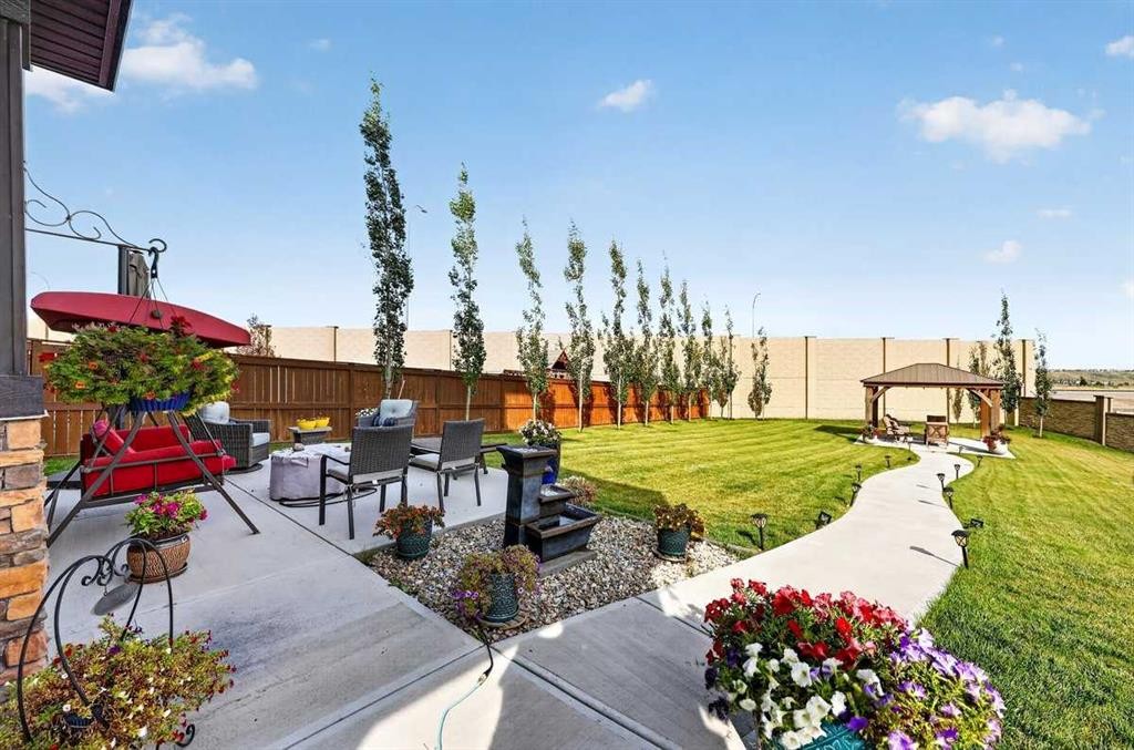 40 Sherwood Manor Nw, Calgary, AB