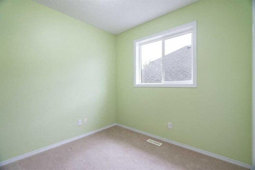 128 Copperstone Grove Se, Calgary, AB 