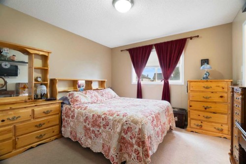 128 Copperstone Grove Se, Calgary, AB 