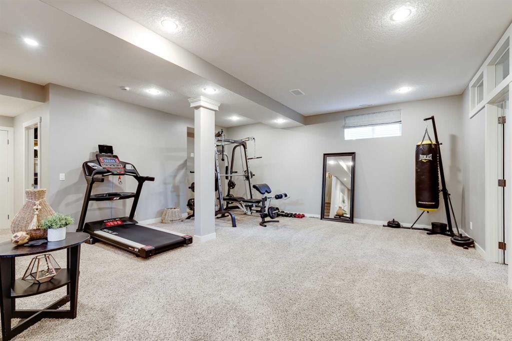 170 Tuscany Ravine Close Nw, Calgary, AB