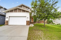 5 Havenfield Drive Carstairs, AB T0M 0N0