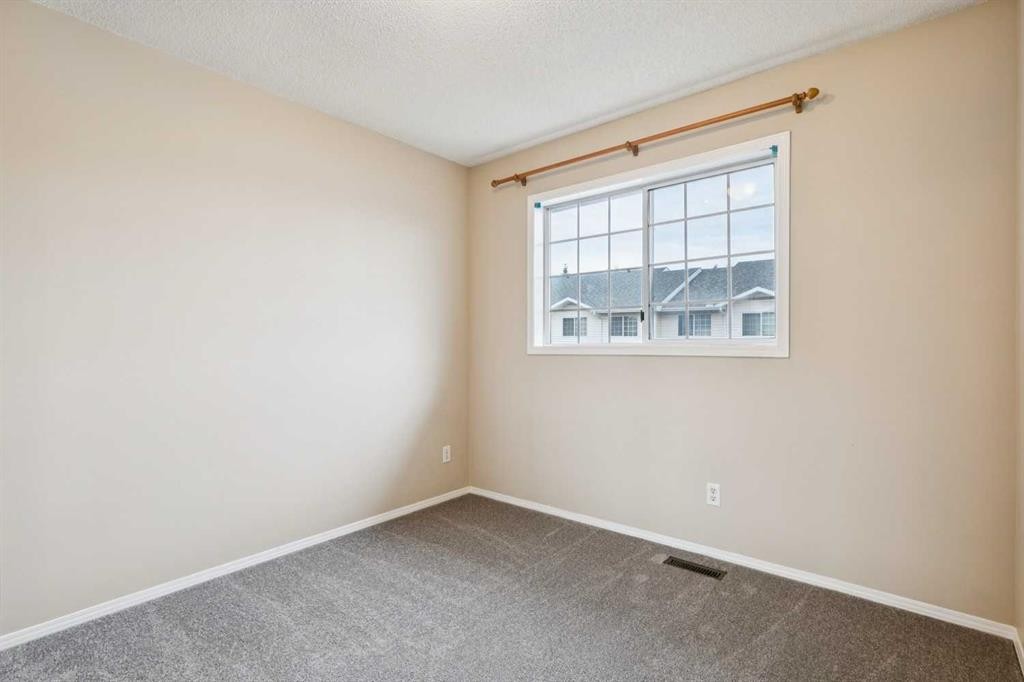 412 Hawkstone Manor Nw, Calgary, AB