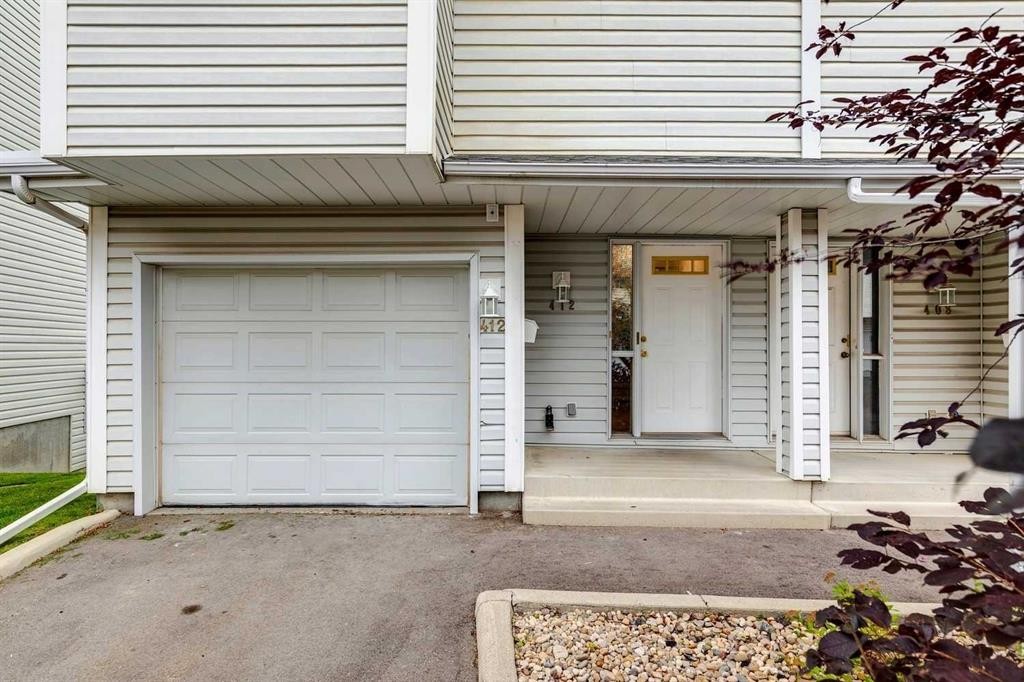 412 Hawkstone Manor Nw, Calgary, AB