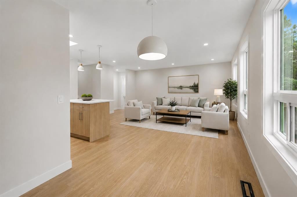20 Bernard Way Nw, Calgary, AB