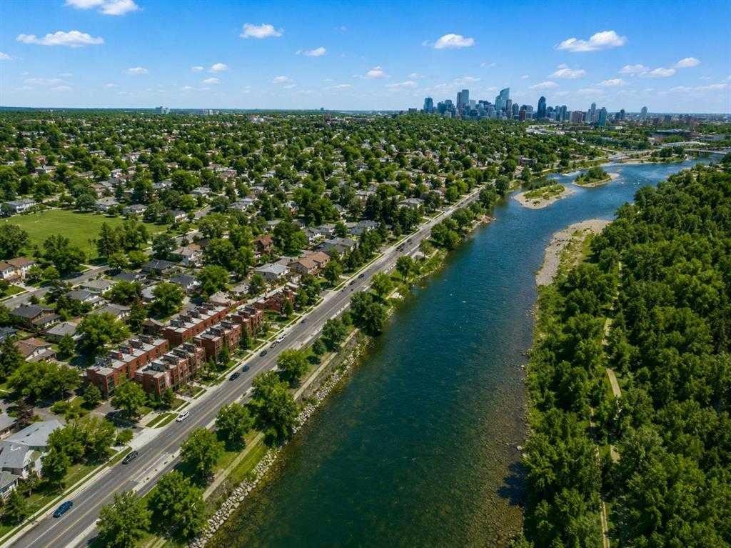 3040 Parkdale Boulevard Nw, Calgary, AB