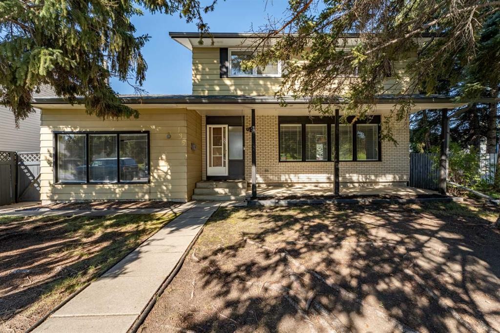 135 Queensland Road Se, Calgary, AB