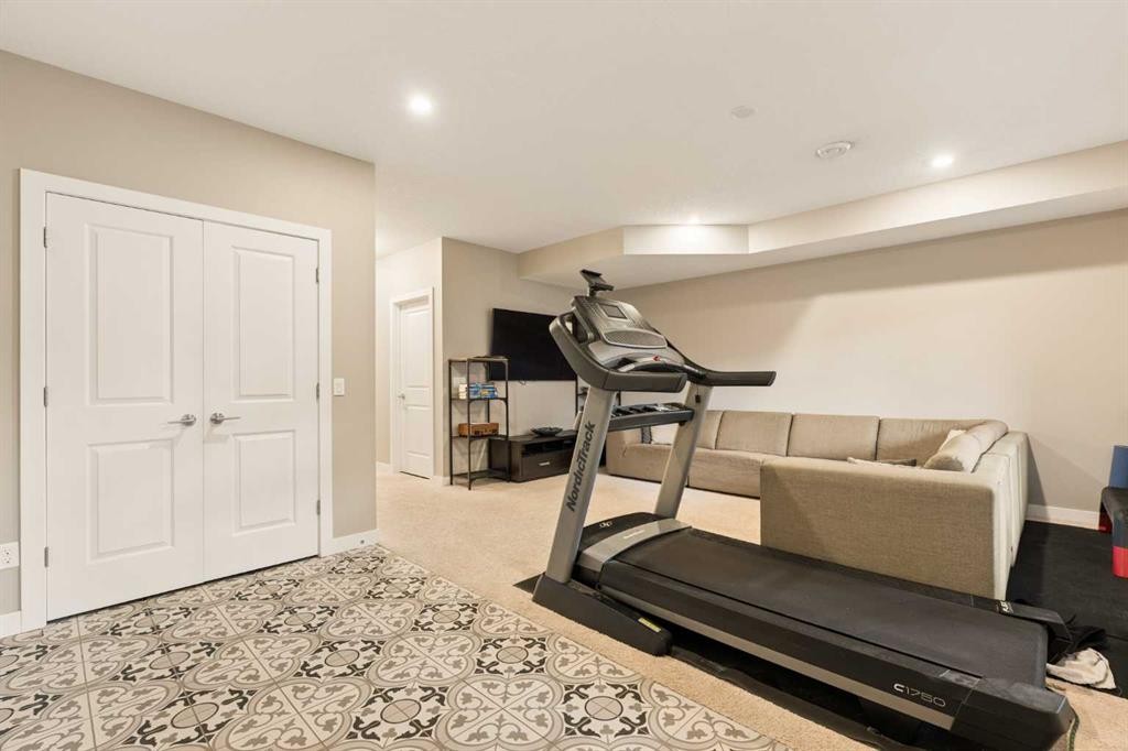124 25 Avenue Ne, Calgary, AB