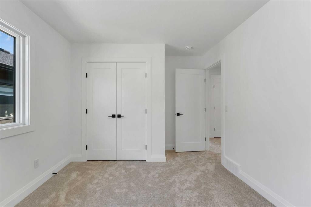 8 North Bridges Glen, Langdon, AB