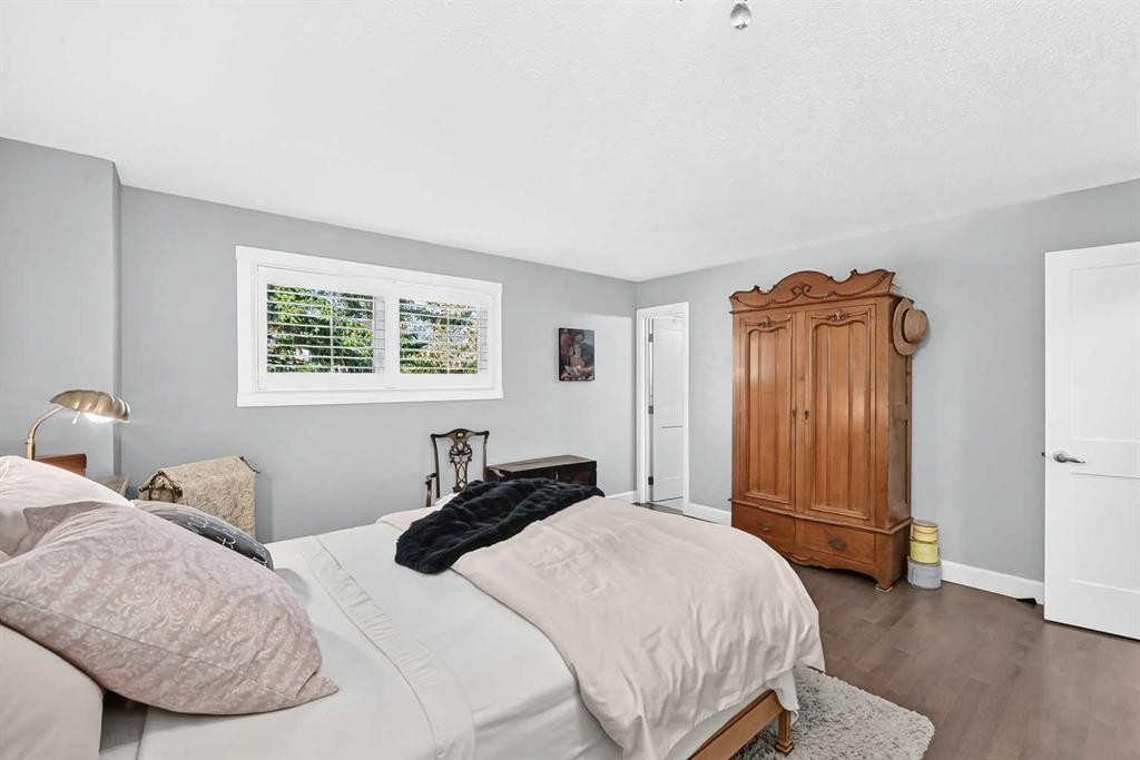 6 Edgedale Way Nw, Calgary, AB