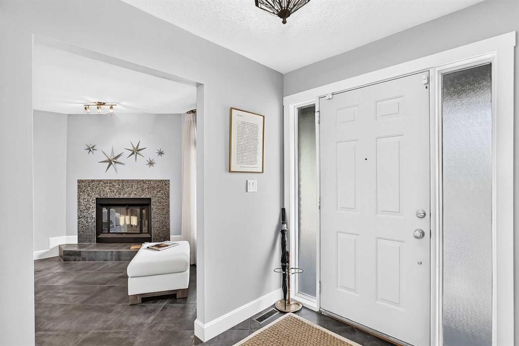6 Edgedale Way Nw, Calgary, AB