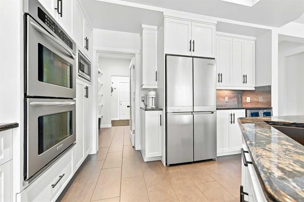 4 Silverado Saddle Court Sw, Calgary, AB