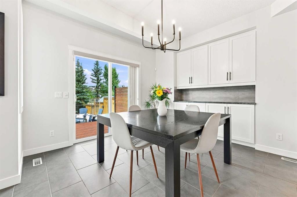 4 Silverado Saddle Court Sw, Calgary, AB