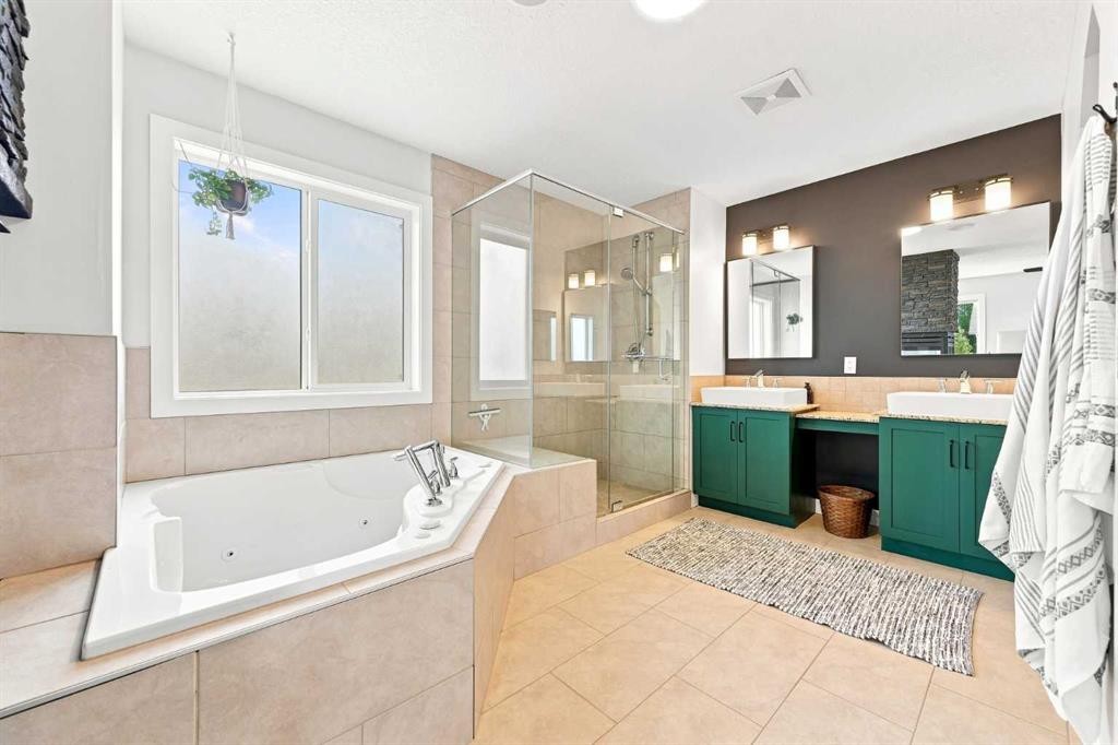 4 Silverado Saddle Court Sw, Calgary, AB
