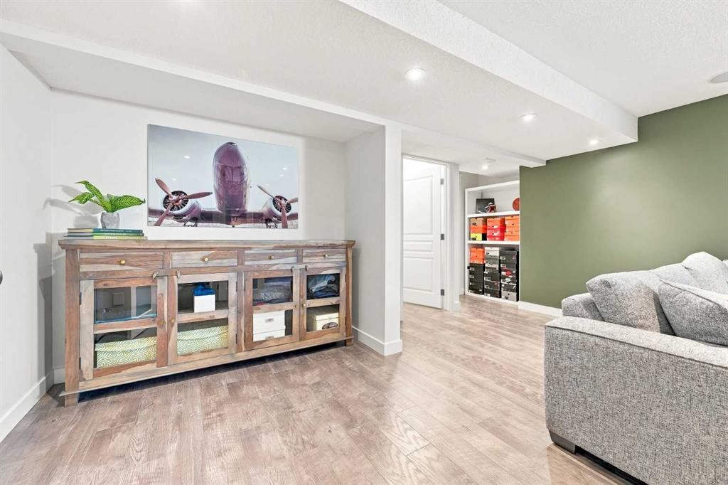 4 Silverado Saddle Court Sw, Calgary, AB