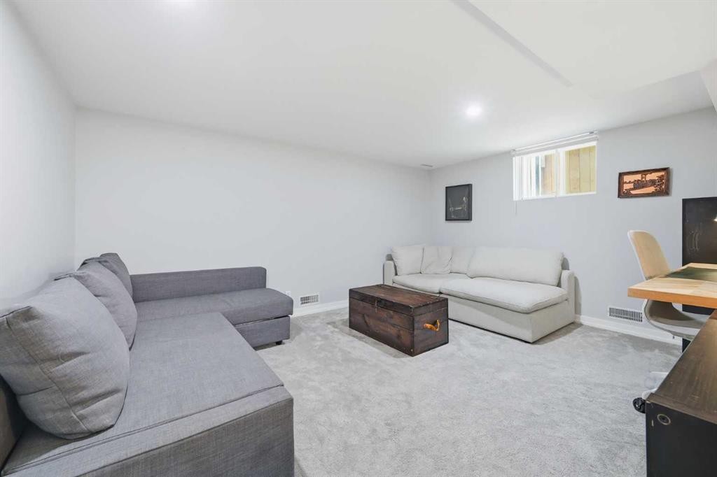 2119 22 Avenue Sw, Calgary, AB