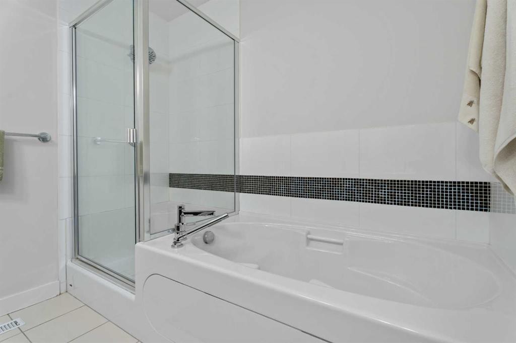 113-830 Centre Avenue Ne, Calgary, AB