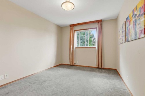198 Cranwell Close Se, Calgary, AB 