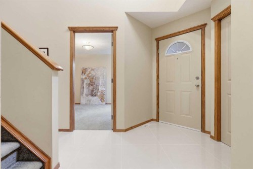 198 Cranwell Close Se, Calgary, AB 