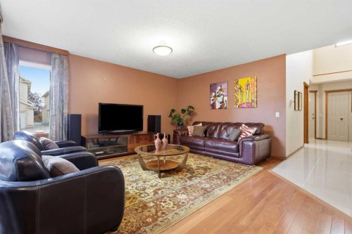198 Cranwell Close Se, Calgary, AB 