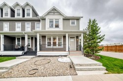 156 South Point Court SWAirdrie, AB T4B 4K9