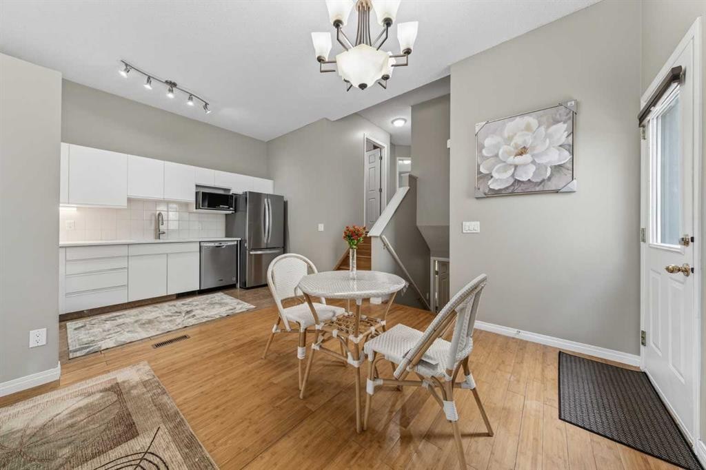 73 Hidden Valley Villas Nw, Calgary, AB