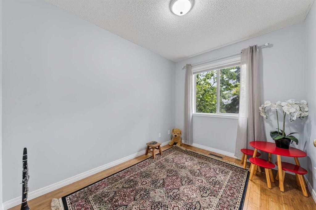 73 Hidden Valley Villas Nw, Calgary, AB