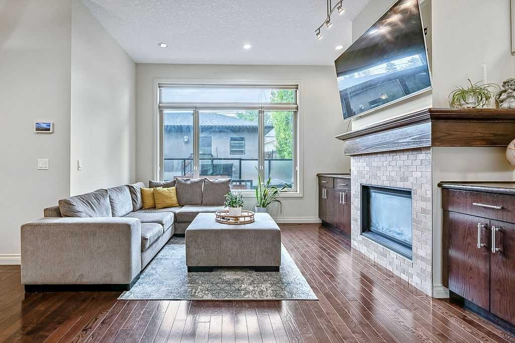 1134 17 Avenue Nw, Calgary, AB