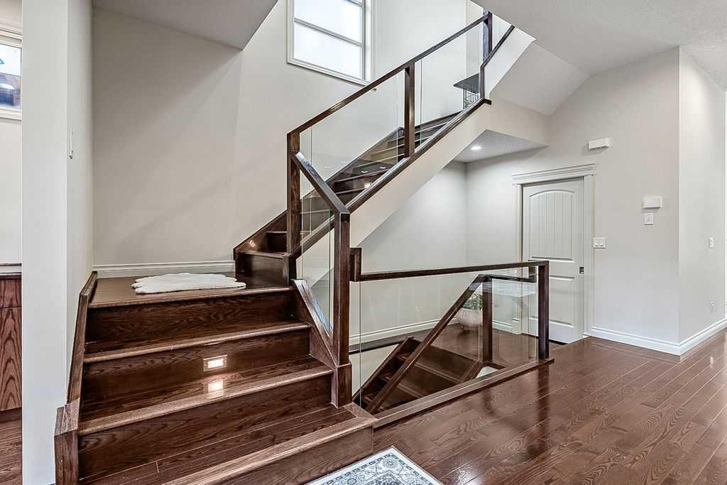 1134 17 Avenue Nw, Calgary, AB