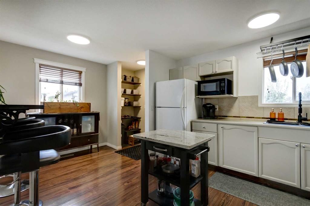 6720 29 Avenue Ne, Calgary, AB