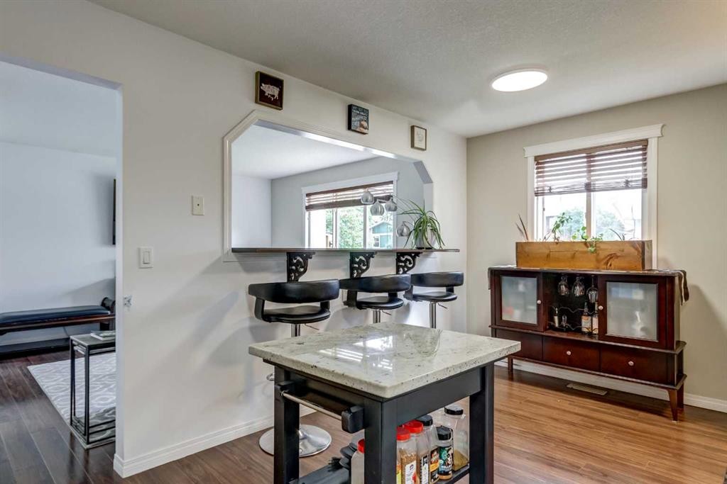 6720 29 Avenue Ne, Calgary, AB