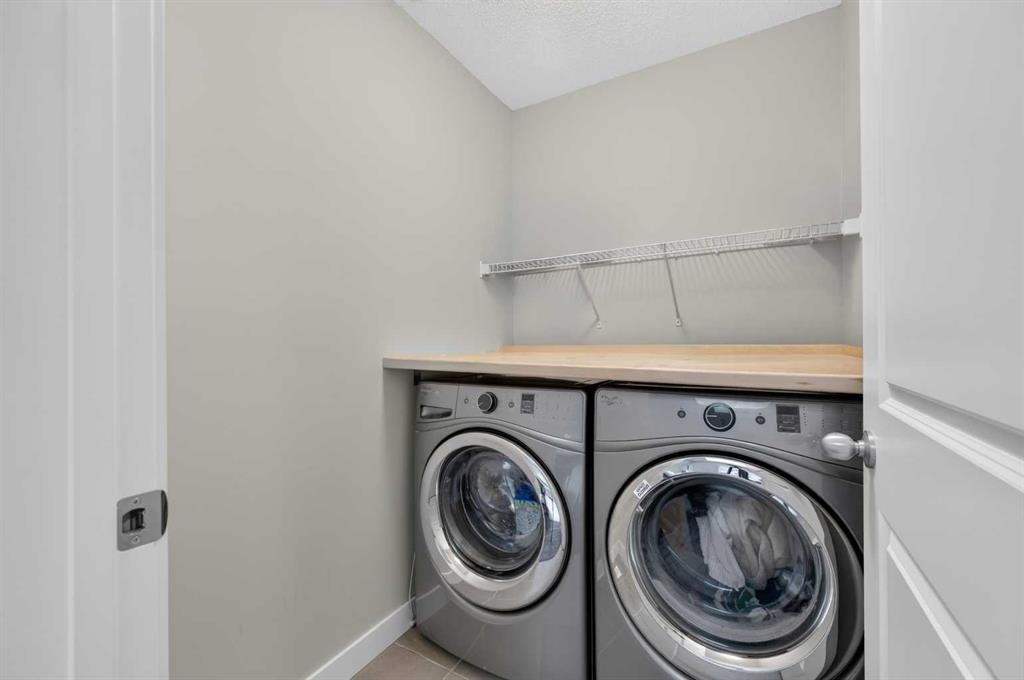 479 Nolan Hill Drive Nw, Calgary, AB