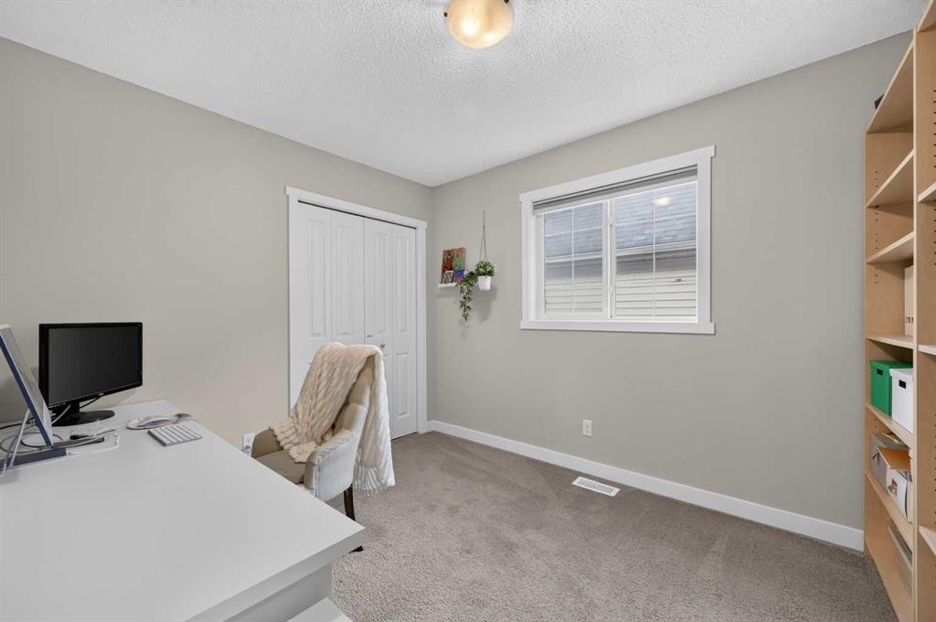 479 Nolan Hill Drive Nw, Calgary, AB