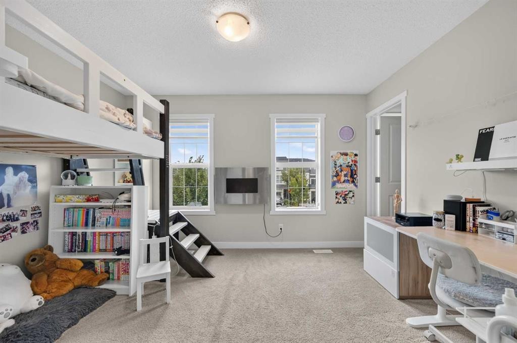 479 Nolan Hill Drive Nw, Calgary, AB
