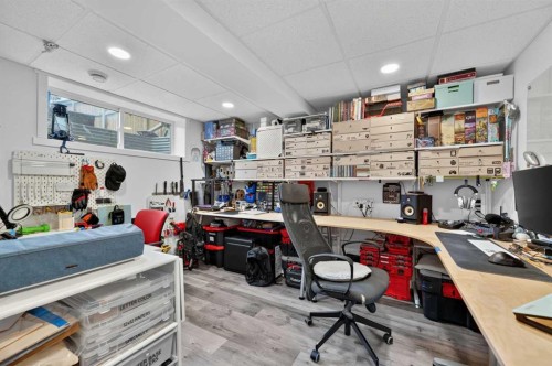 479 Nolan Hill Drive Nw, Calgary, AB 