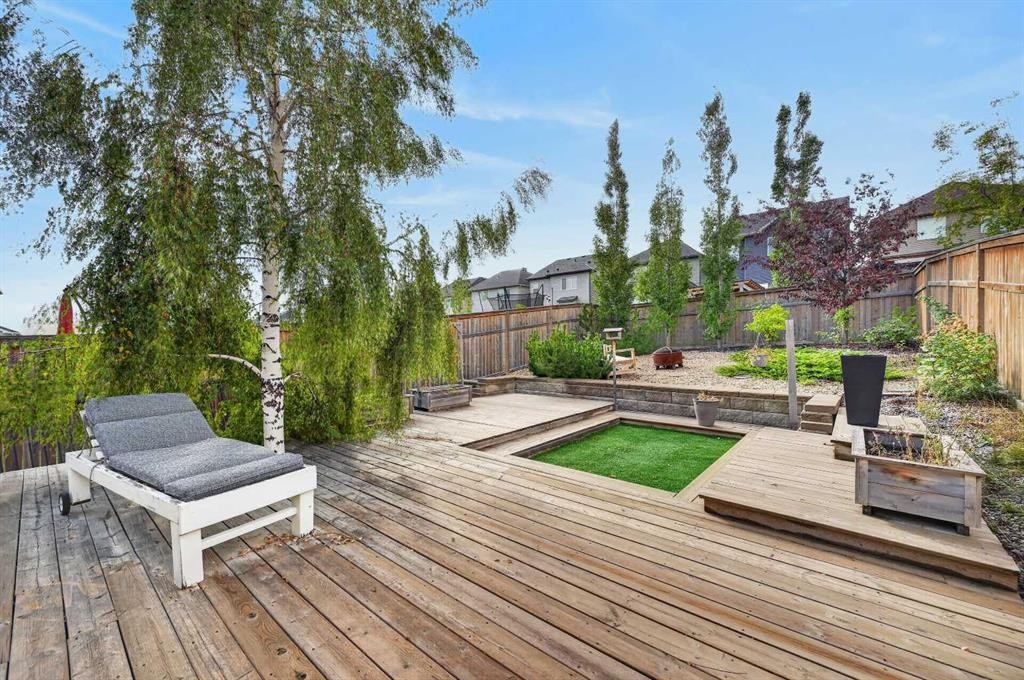 479 Nolan Hill Drive Nw, Calgary, AB