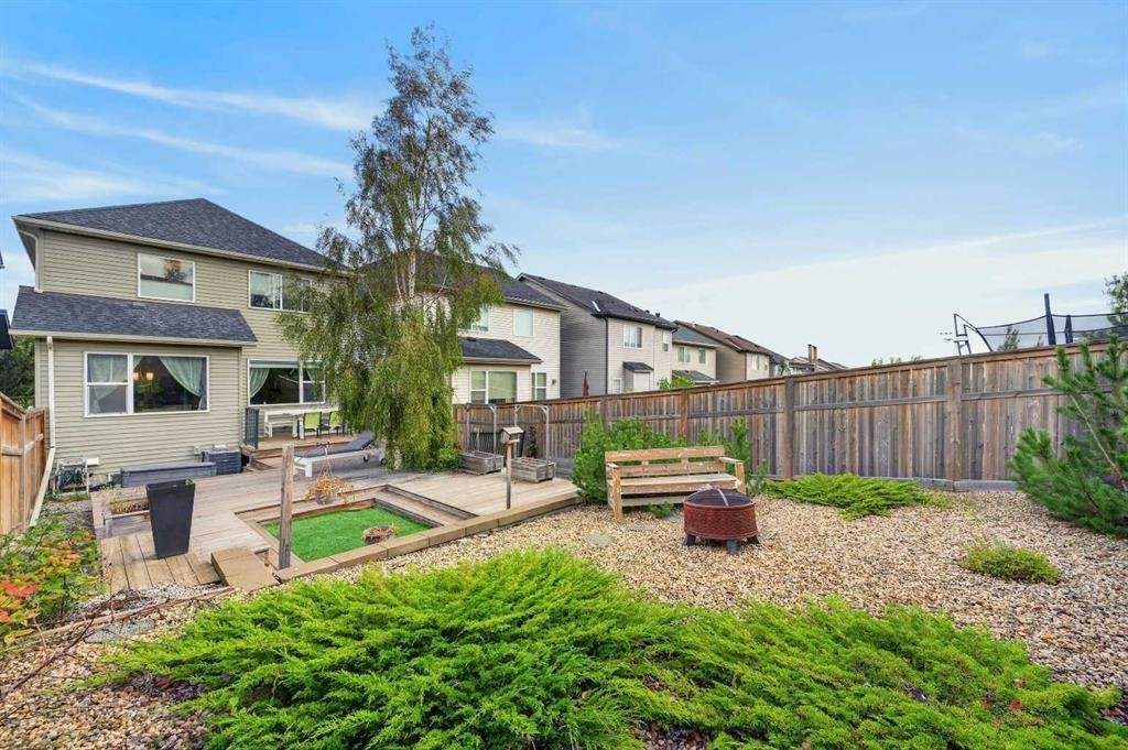 479 Nolan Hill Drive Nw, Calgary, AB