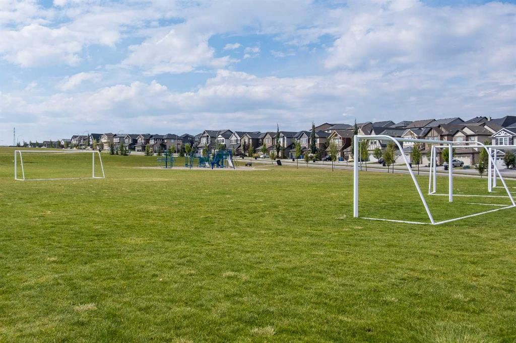 479 Nolan Hill Drive Nw, Calgary, AB