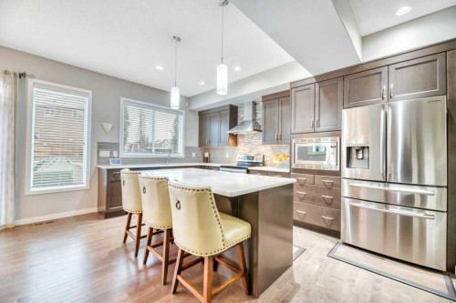 24 Evansborough Road Nw, Calgary, AB 