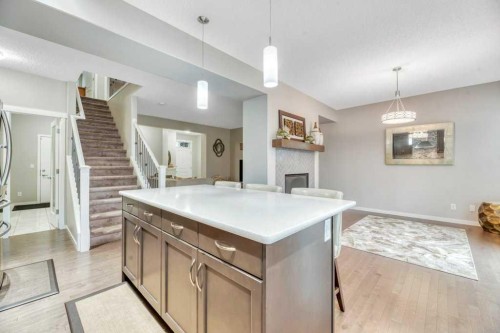 24 Evansborough Road Nw, Calgary, AB 